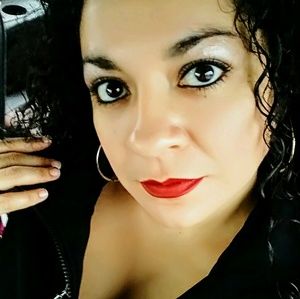 Meet your Posher, Tsoe